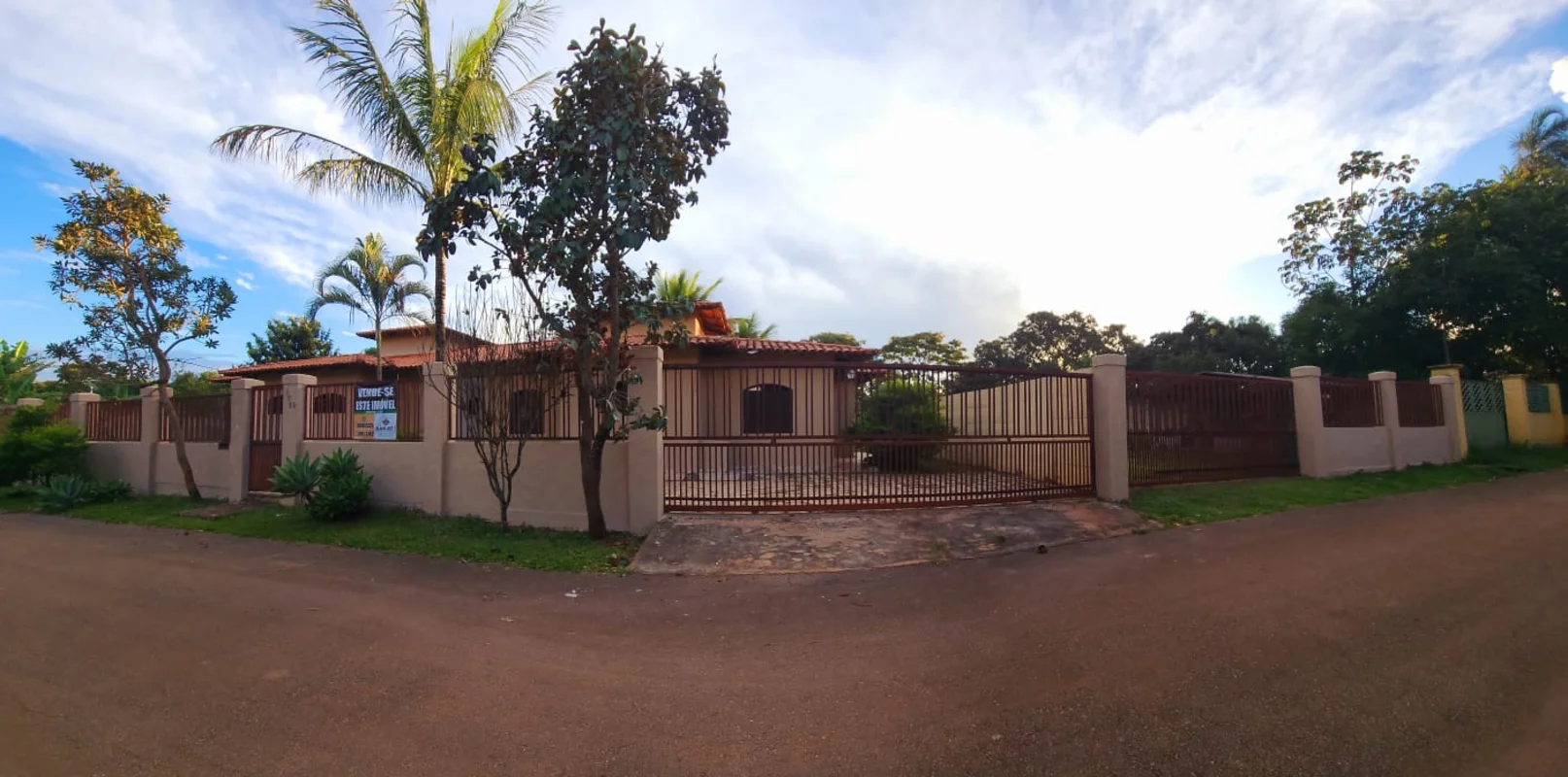 CASA 4 (quartos) -CONDOMÍNIO MANSÕES ENTRELAGOS -ESTUDA-SE PROPOSTA À VISTA: Est...