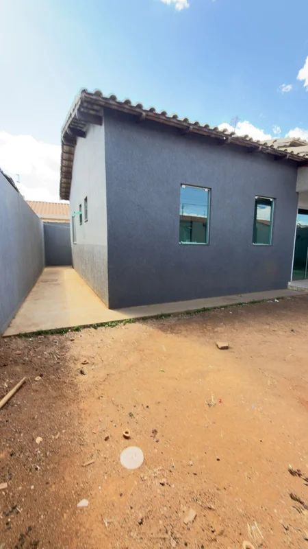 Imóvel á venda no Setor Sul!Descrição:-3 quartos sendo uma suíte;-Sala ampla; -C...