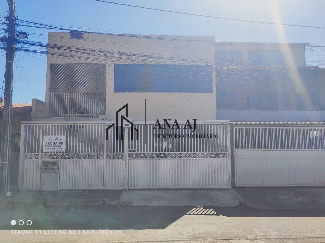 ANA IMÓVEIS ANUNCIA:OPORTUNIDADE: EXCELENTE CASA, ESPAÇOSA E BEM DIVIDIDA, IDEAL...