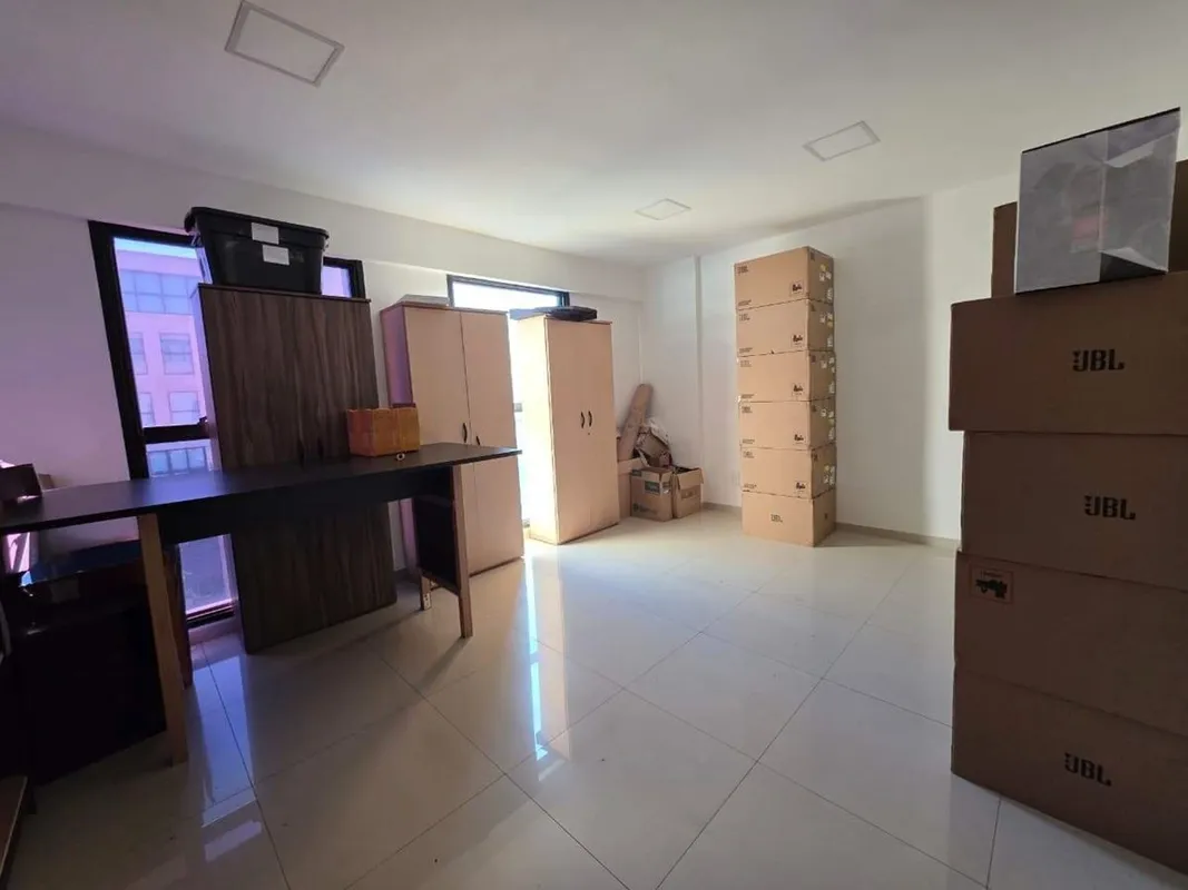 Sala comercial de 57,44 m² no THE UNION, ao lado da Leroy Merlin, em Setores Com...