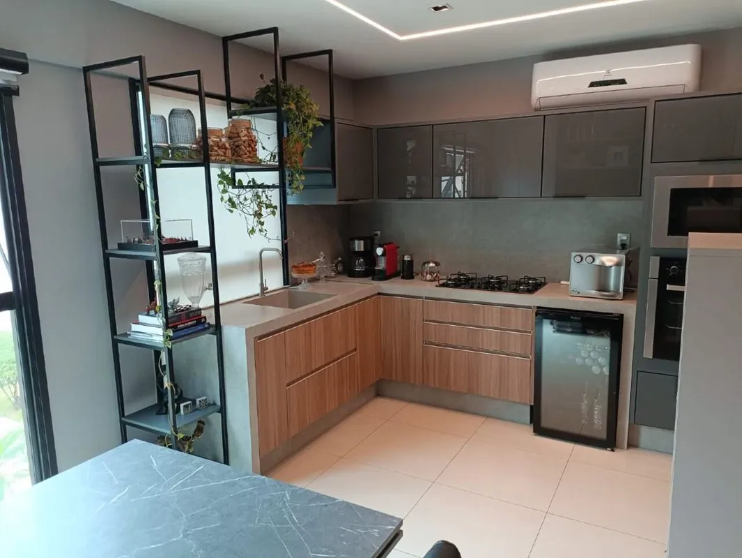 Sala comercial em Brasília, DF, no bairro Setores Complementares, com referência...