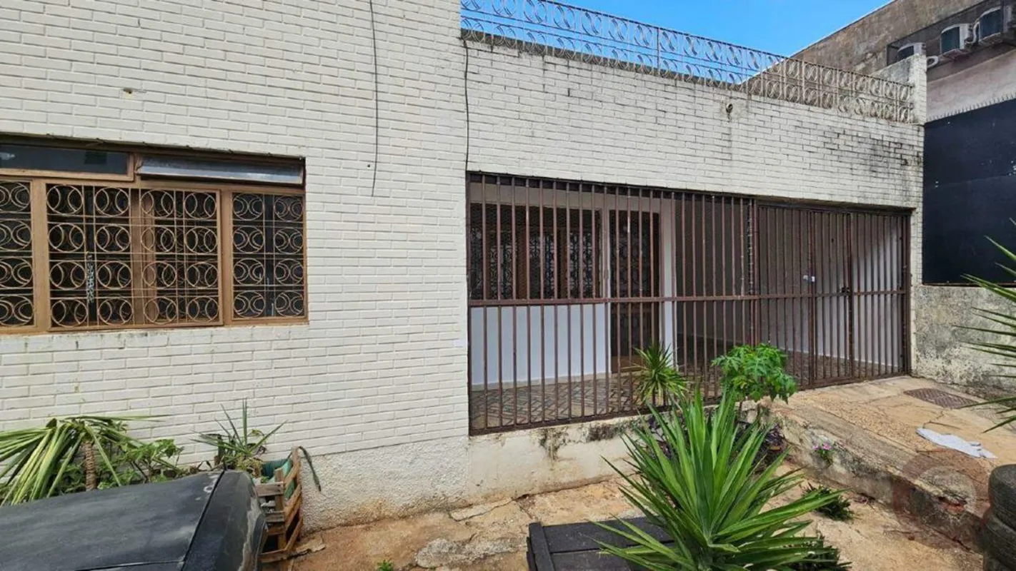 CINZEL IMOBILIÁRIA A MAIS DE 50 ANOS NO MERCADO, ALUGA CASA NO CENTRO DE TAGUATI...