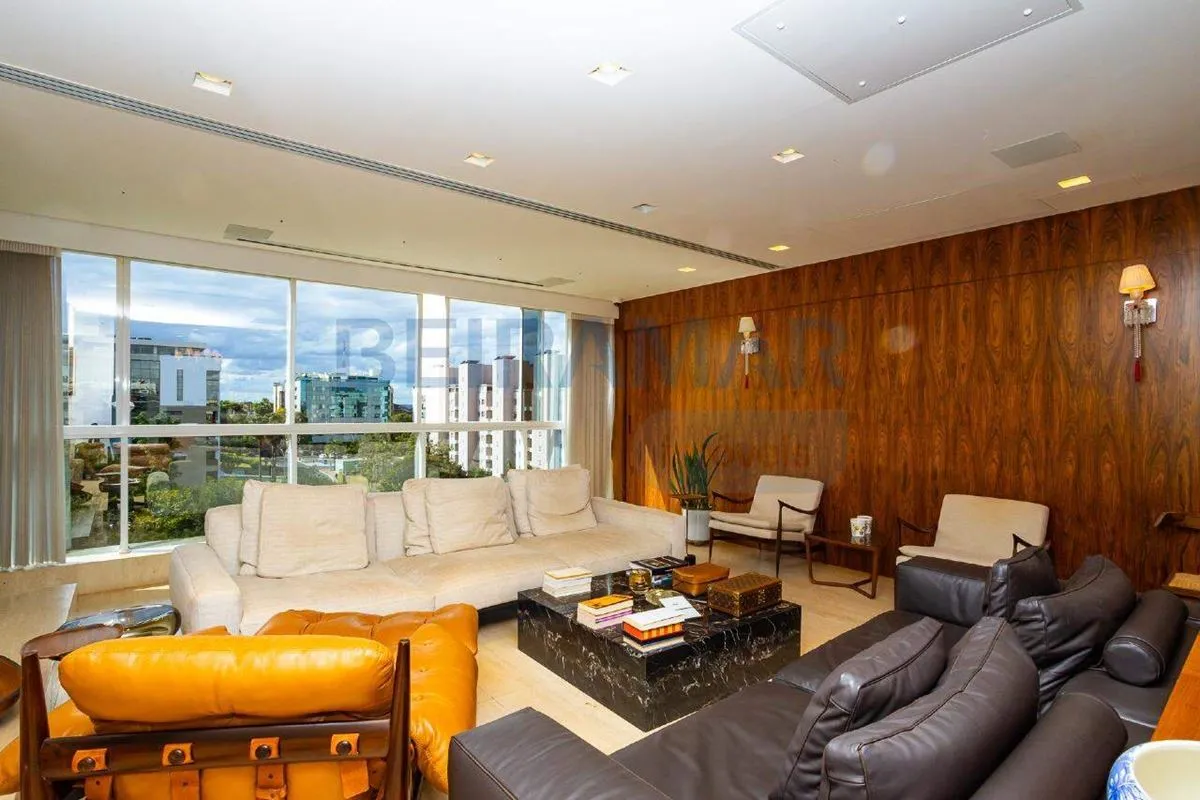 Excelente cobertura duplex de alto padrão, com 405,60 m², fino acabamento, ambie...
