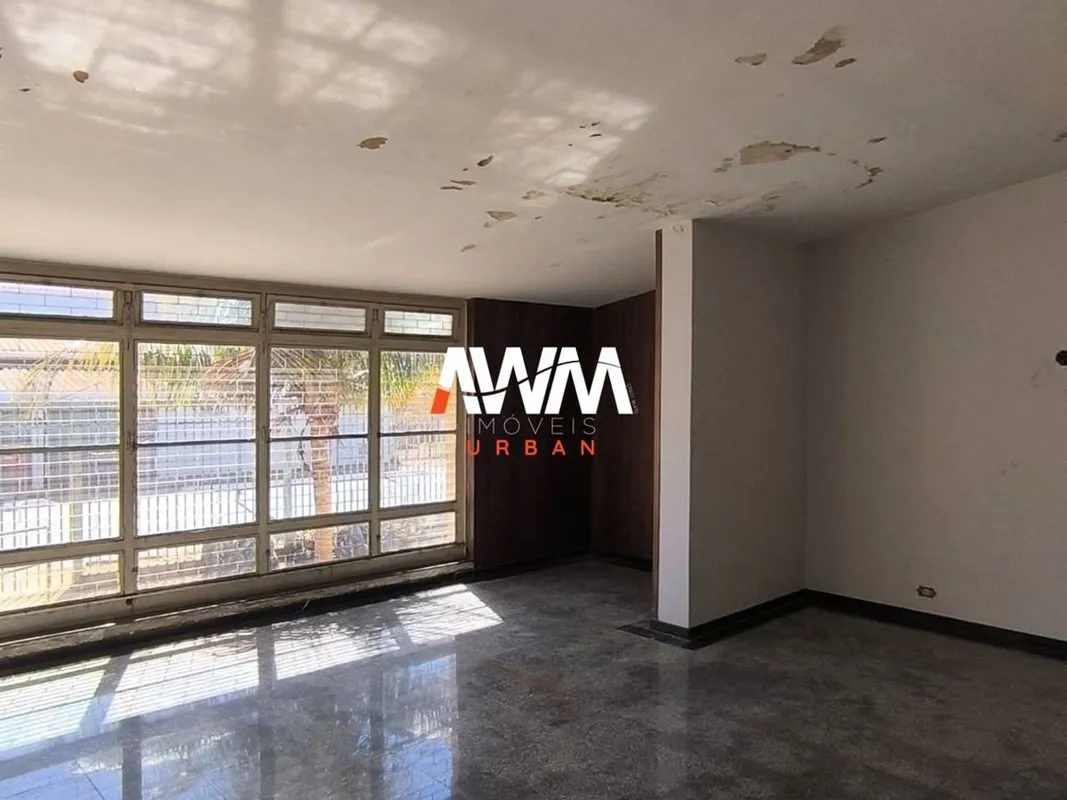 CASA COMERCIAL NO SETOR SUL 570 m² DE TERRENO 70 METROS DA AVENIDA 84Excelente i...