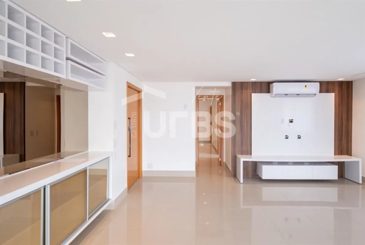 COD U-0011623 - Apartamento no Setor Bueno com 190,86m- composto por 4 su-tes co...