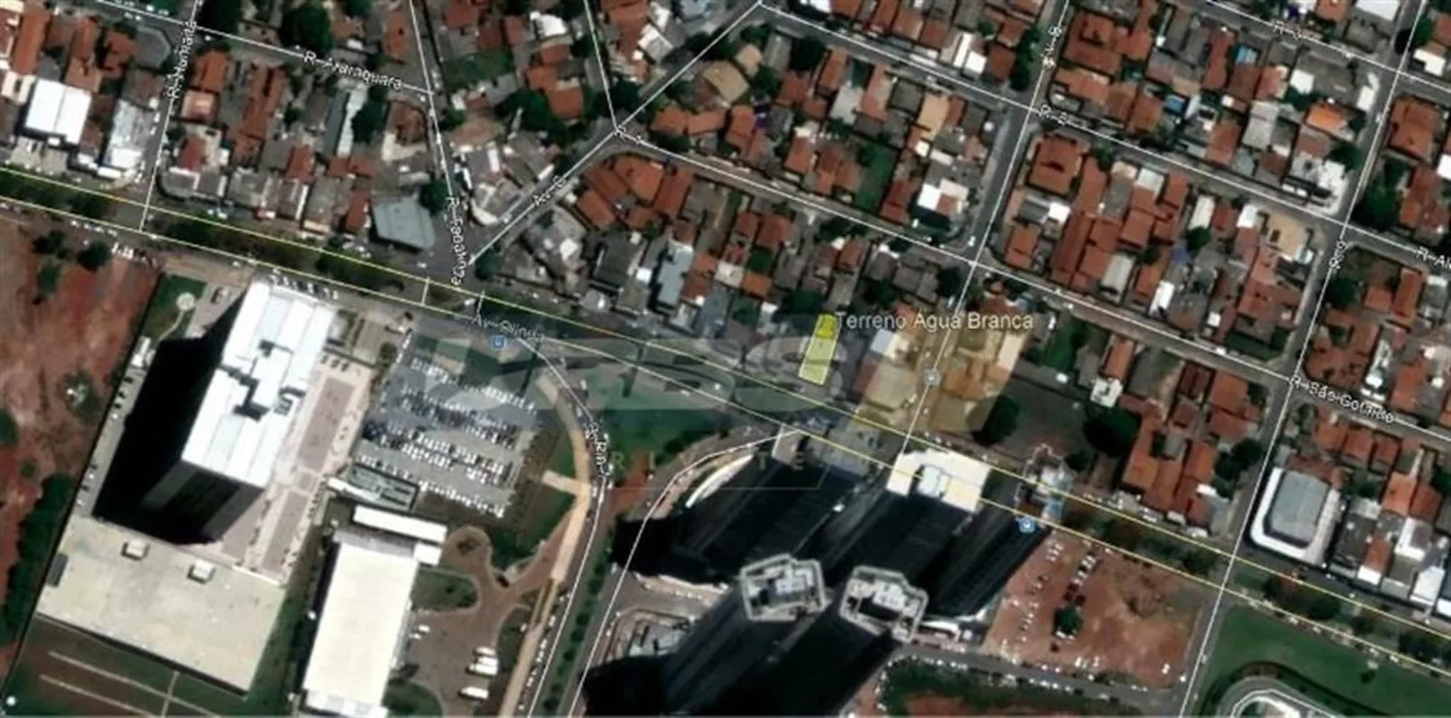 COD U-0000641 - Terreno comercial 397,50 m-- Sendo 12 m de frente, 12 m de fundo...