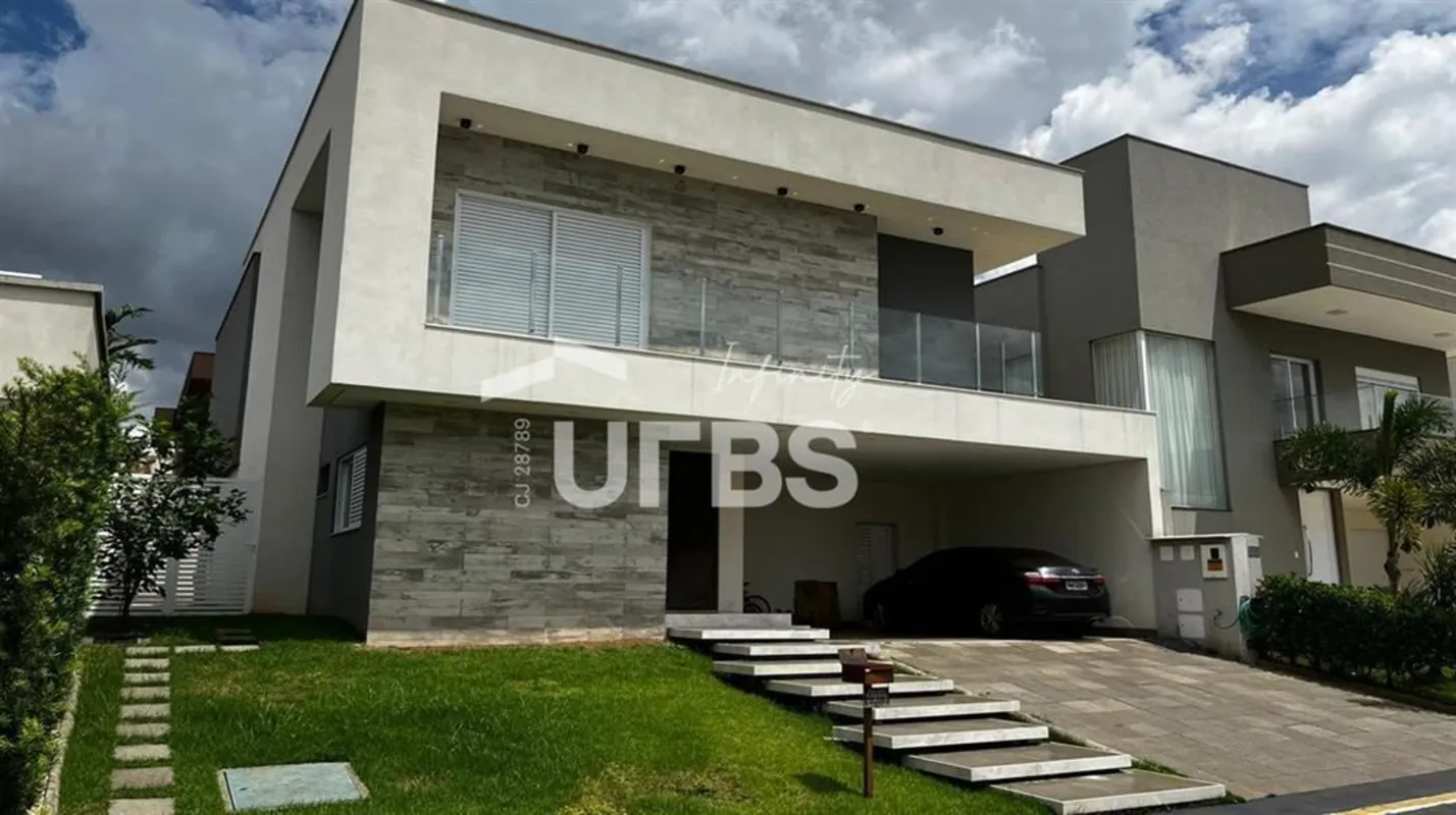 COD U-0027762 - Sobrado Jardins Val-ncia, pr-ximo a portariaSem vizinho de frent...