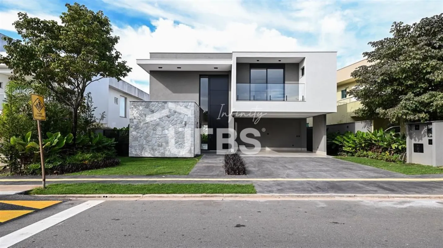 COD U-0024924 - Resid-ncia de luxo no Alphaville Araguaia em Goi-nia.Com o privi...