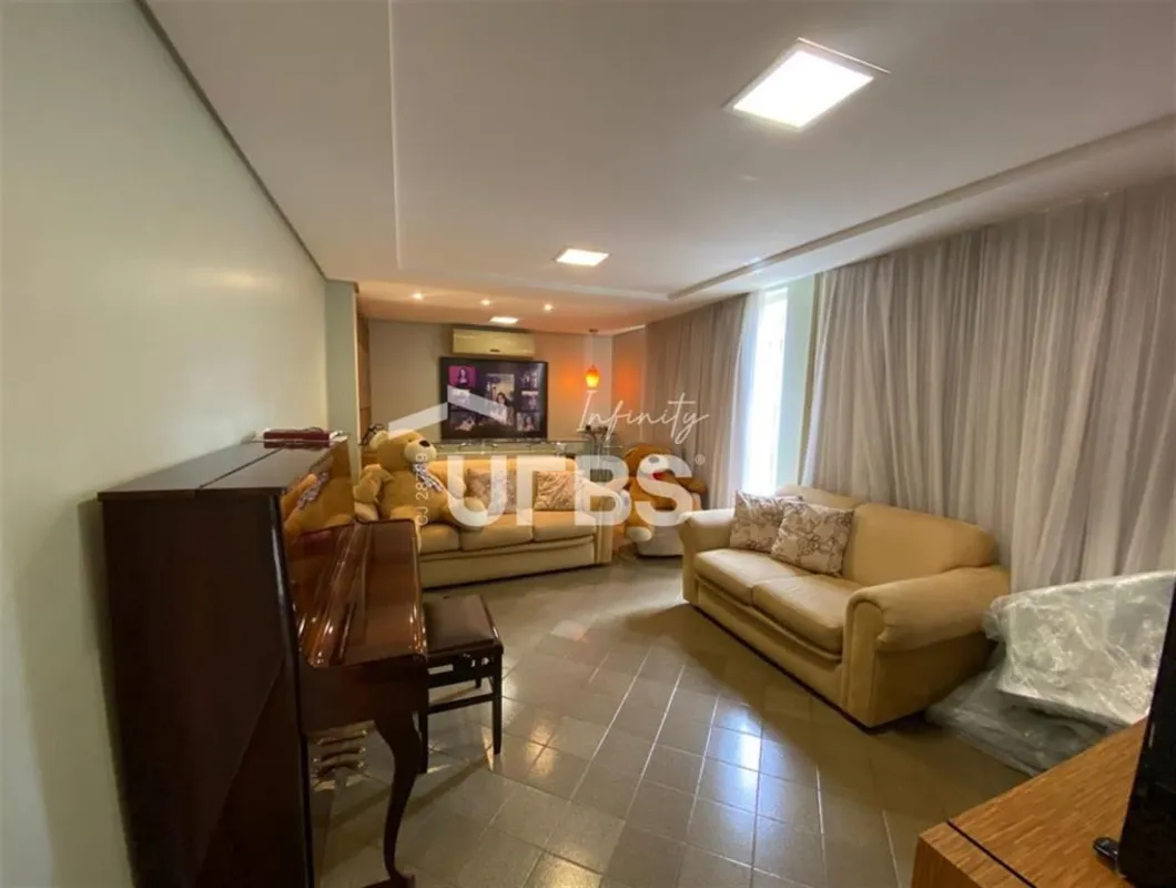 COD U-0013680 - aracter-sticas do Im-vel:-rea do Terreno = 604,00 m2.-rea Constr...
