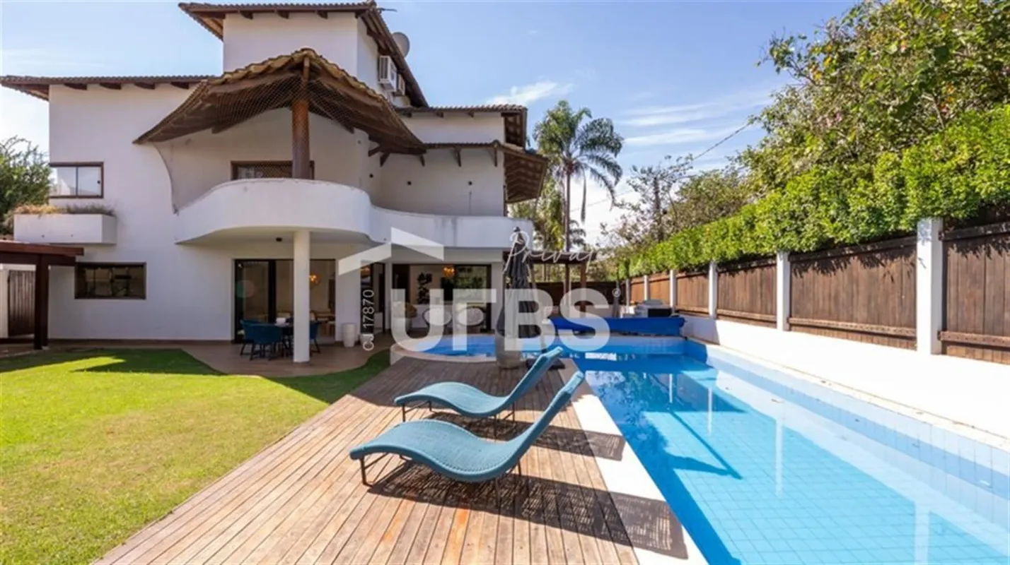 COD U-0033937 - Maravilhoso sobrado reformado no Portal do Sol 2!Com excelente p...