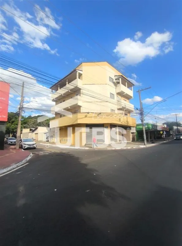 COD U-0033447 - Oportunidade Exclusiva em Goi-nia: Pr-dio Inteiro com Vasta Estr...