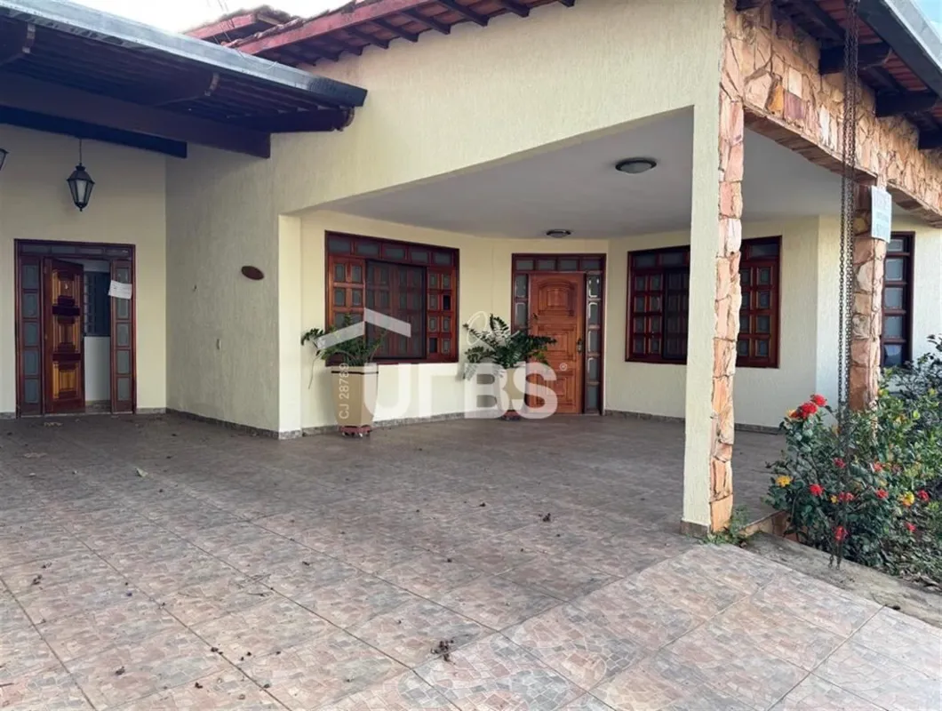 COD U-0022027 - Casa em Condomi-nio fechado Prive Atla-ntico, A-rea Terreno: 420...