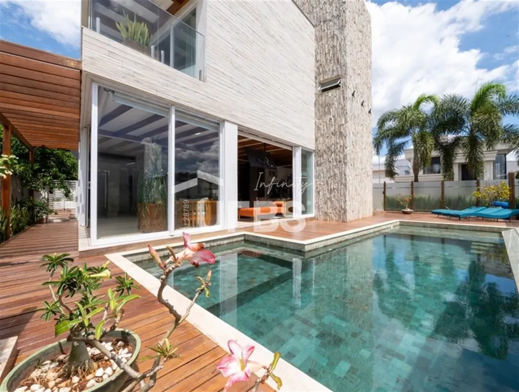 COD U-0021487 - Luxo e Conforto em Goi-nia: Casa Duplex com Piscina e Energia So...