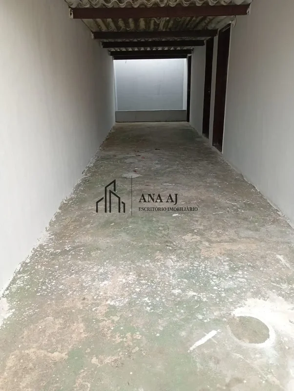 ANA IMÓVEIS ANUNCIA:OPORTUNIDADE: ALUGA-SE CASA DE FUNDOS! IMÓVEL COM PINTURA NO...