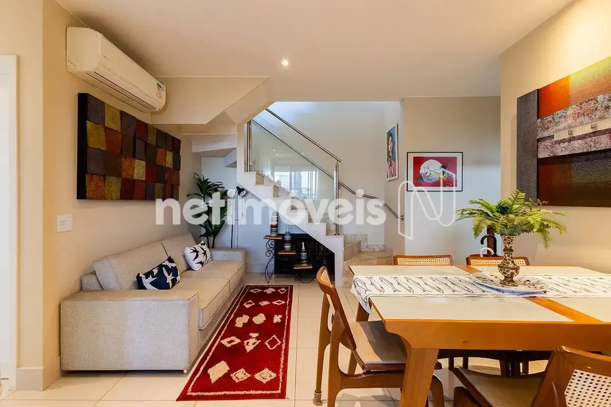 COBERTURA DUPLEX À VENDA – SQN 211 | ASA NORTE EXCELENTE OPORTUNIDADE! COBERTURA...