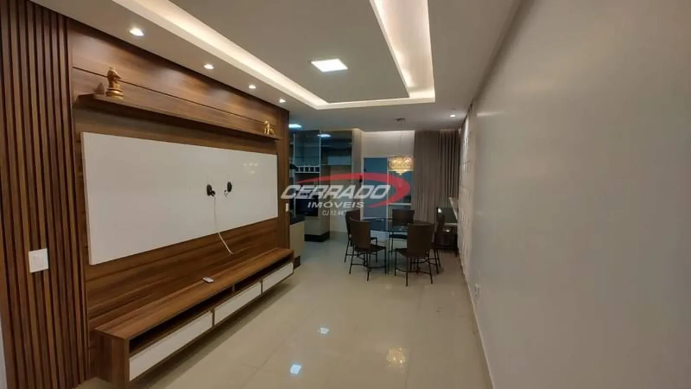 Casa com 2/4 com suite !Características do imóvel.Sala ampla e climatizada, pain...