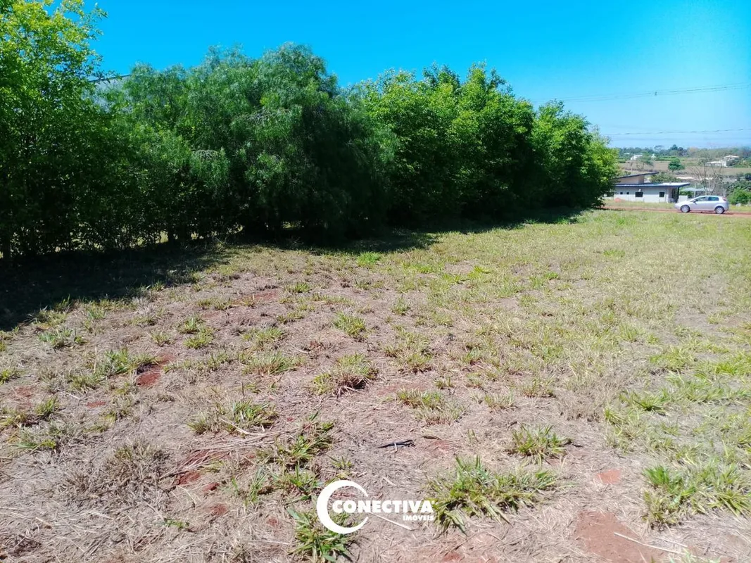 Terreno amplo de 1.044,90 m² em condomínio fechado, perfeito para quem busca des...