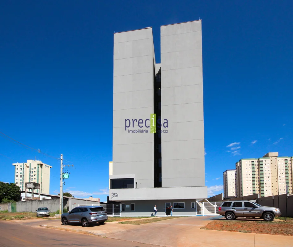 Apartamento com excelente acabamento, composto por sala integrada à cozinha, 02 ...
