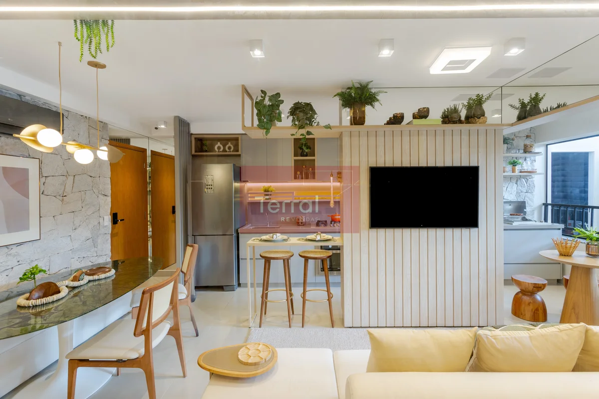 Apartamento 3 quartos no Jardim América. Sacada, andar alto, porcelanato, varand...