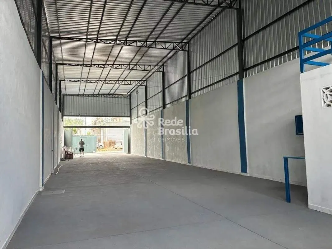 Excelente oportunidade para quem busca um galpão comercial/industrial em Brasíli...