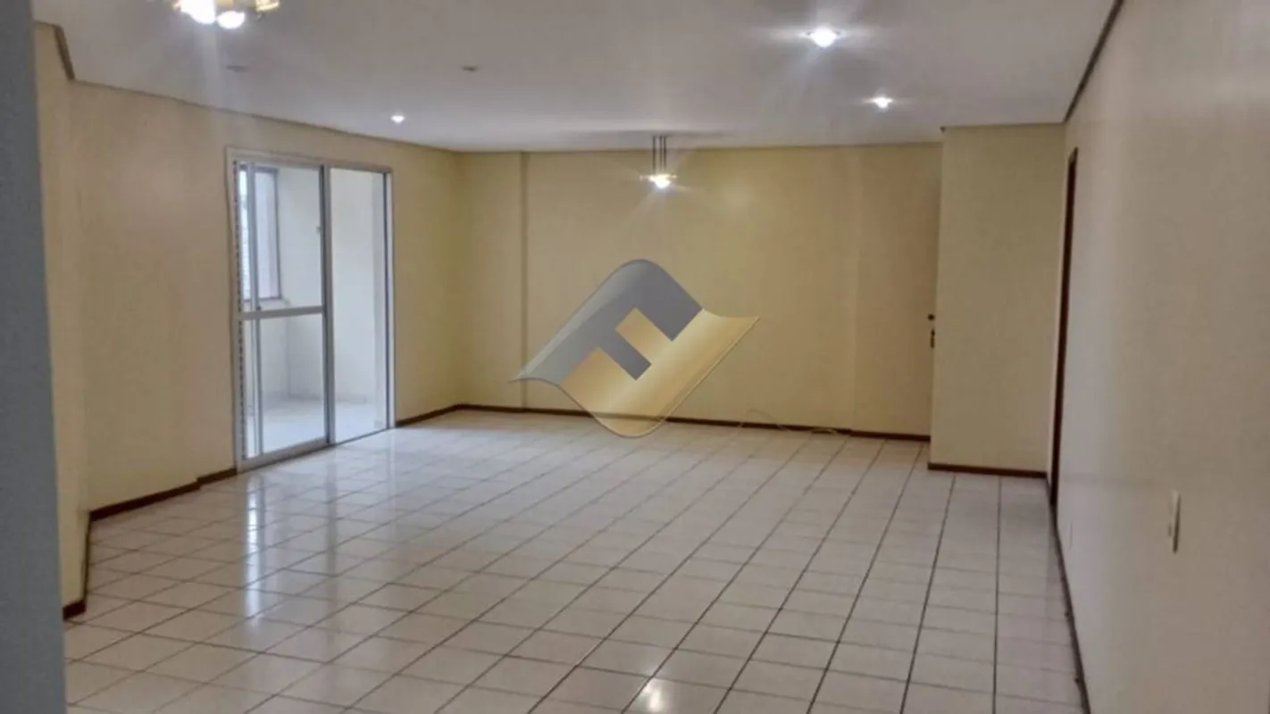 Apartamento amplo de 185,43 m² no Residencial Parque das Águias, em Águas Claras...