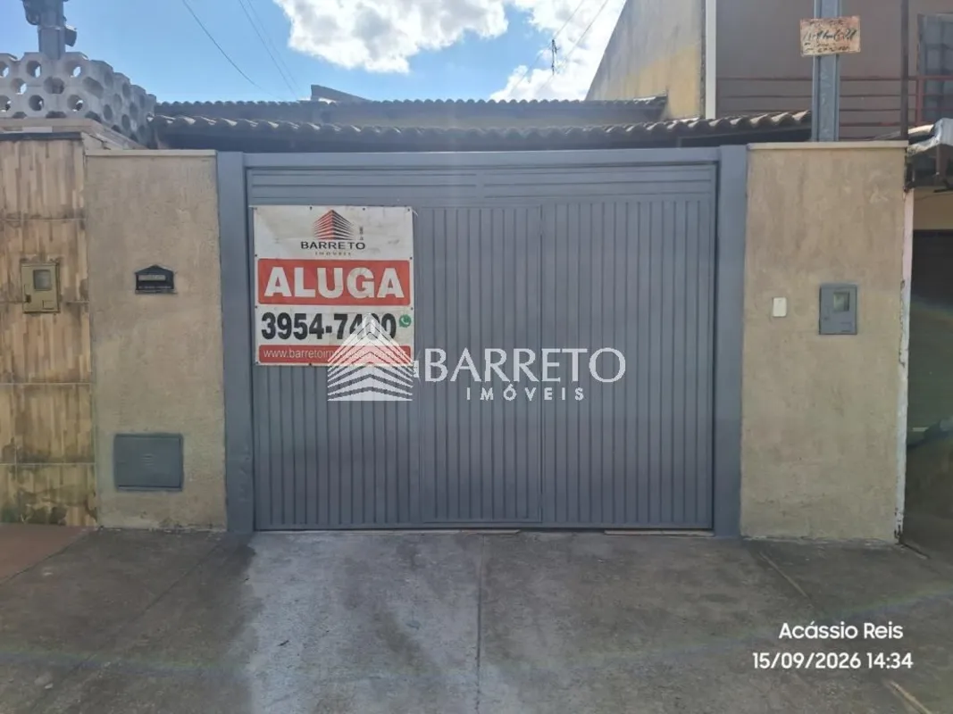 Casa, Setor Grajaú, Goiânia-GO, 103m².Localização: Rua G-5, Setor Grajaú, Goiâni...