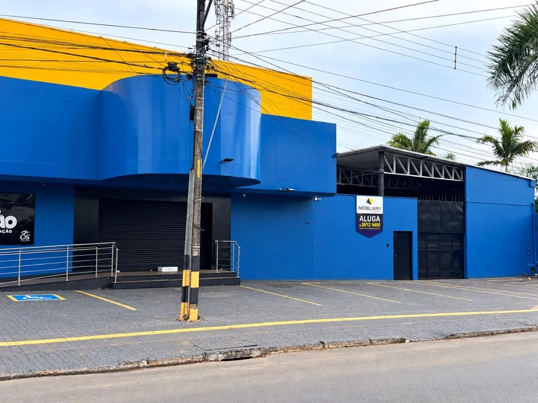 Excelente oportunidade para empresas que buscam um amplo espaço comercial, com e...