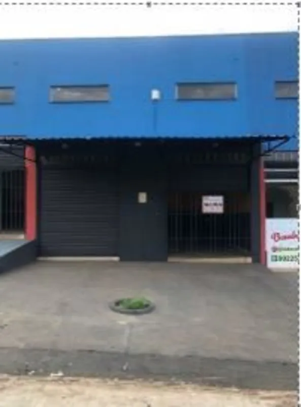 Sala comercial medindo aproximadamente 60m², com 01 banheiro.locação e venda de ...