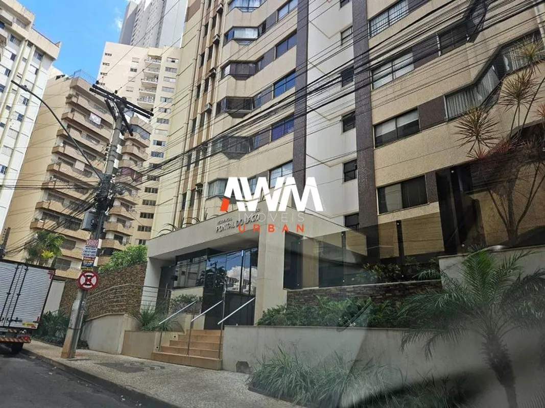 Cobertura recém reformado, 300m² de área privativa, 4 suítes plenas, sala 2 ambi...