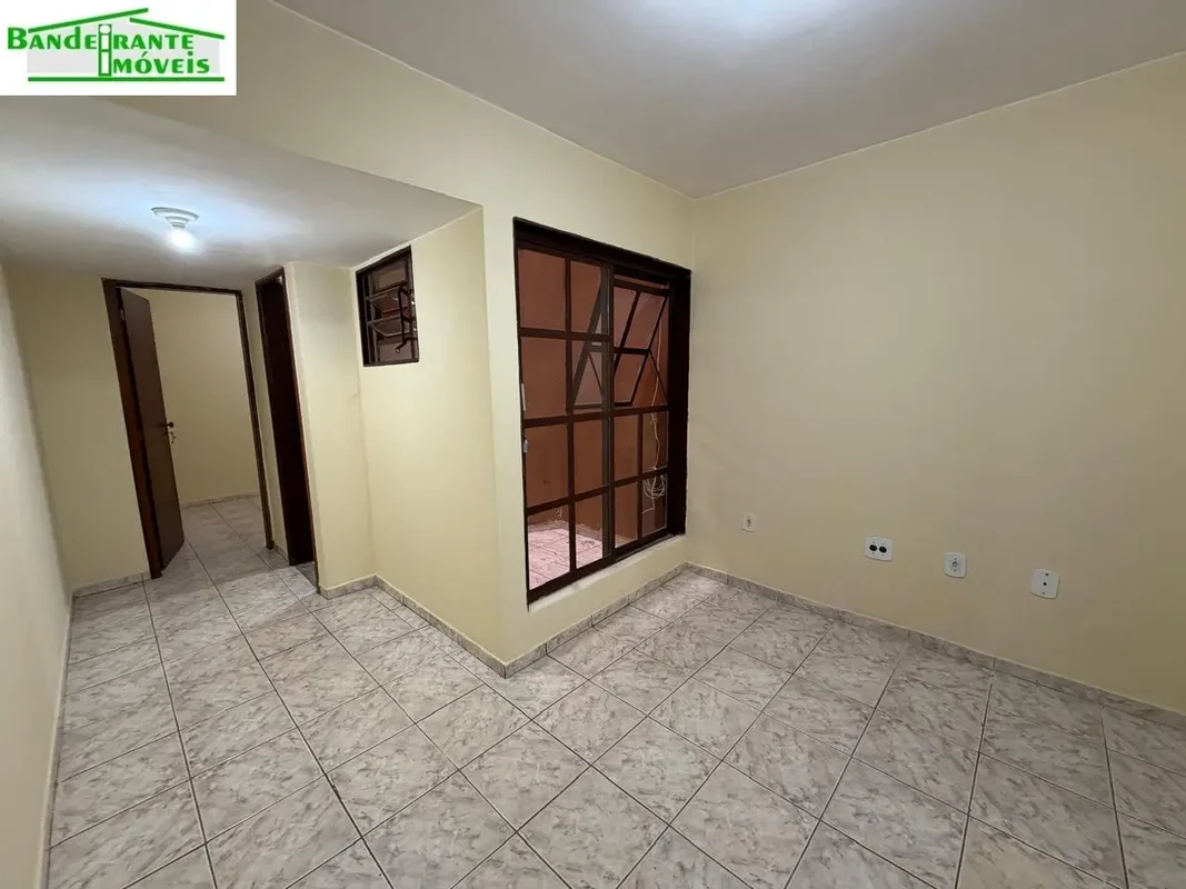 IMÓVEL COMPOSTO POR:- 01 QUARTO; - SALA;- COZINHA;- ÁREA DE SERVIÇO;- BANHEIRO ;...