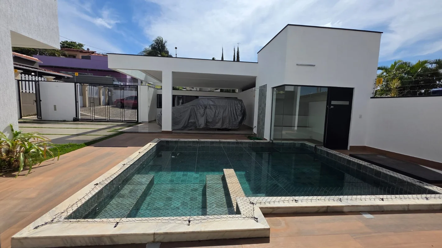 RUA 03 COLONIA AGRÍCOLA- 3 suítes com Closet;- Área Gourmet;- Piscina ;- Sauna;-...