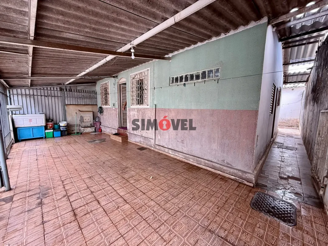 QNP 13, lote de 135m², 4 moradias, rende R$: 2.300,00 ao mês - R$: 320.000 - Não...