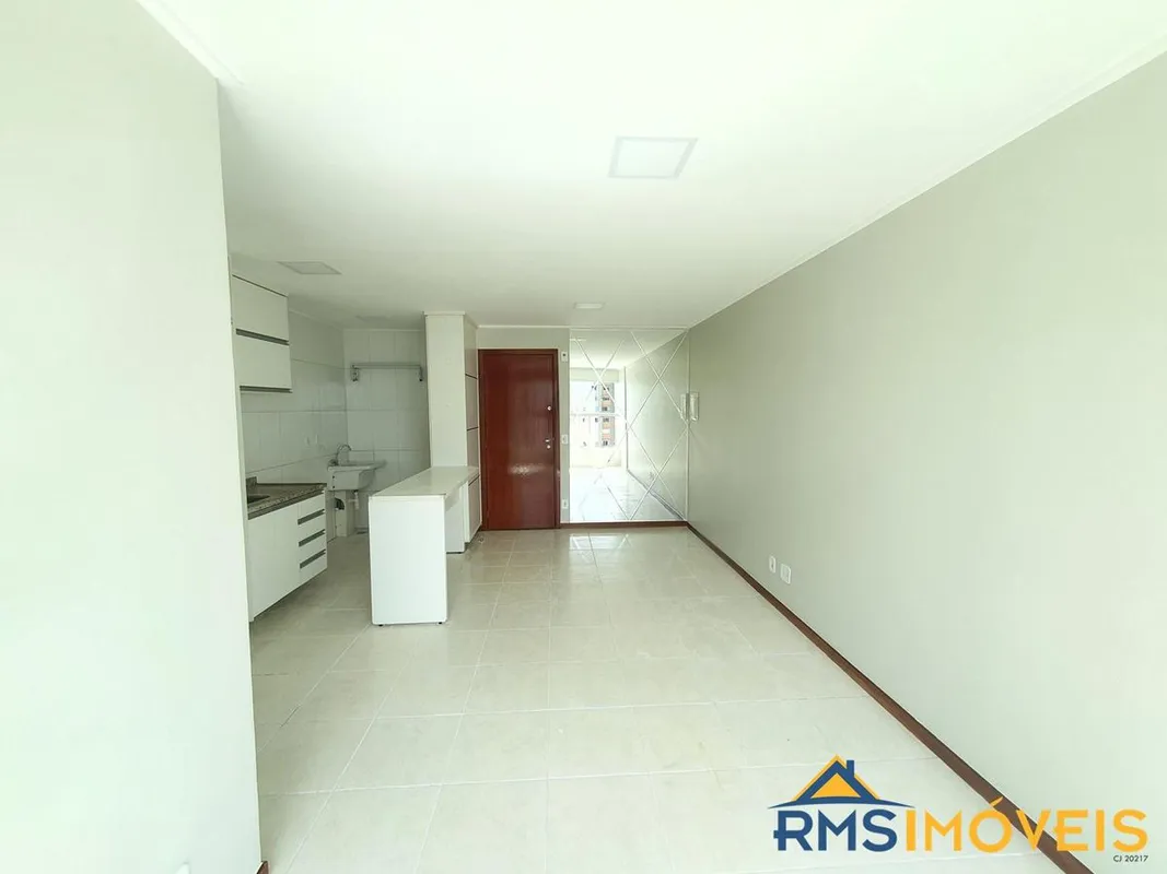 Residencial Easy- 02 Quartos;- 01 Suíte;- Sala e cozinha americana;- Armários em...