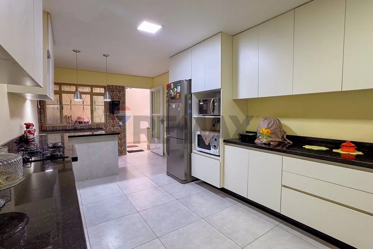 CASA TÉRREA À VENDA | 120 M² | 2 QUARTOS | EXCELENTE LOCALIZAÇÃOSe você procura ...