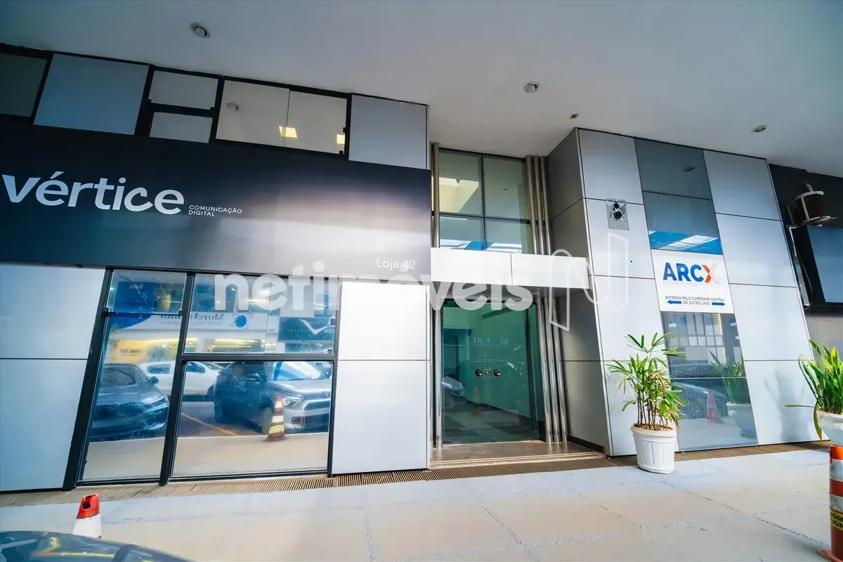 PRÉDIO / EMPREENDIMENTO: Excelente conjunto de salas corporativas situado na tra...