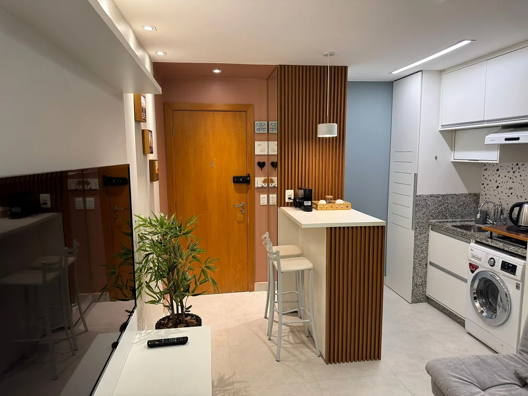 Studio mobiliado de 30 m² para locação anual no Sudoeste — Ed. Espaço Vienna, QM...