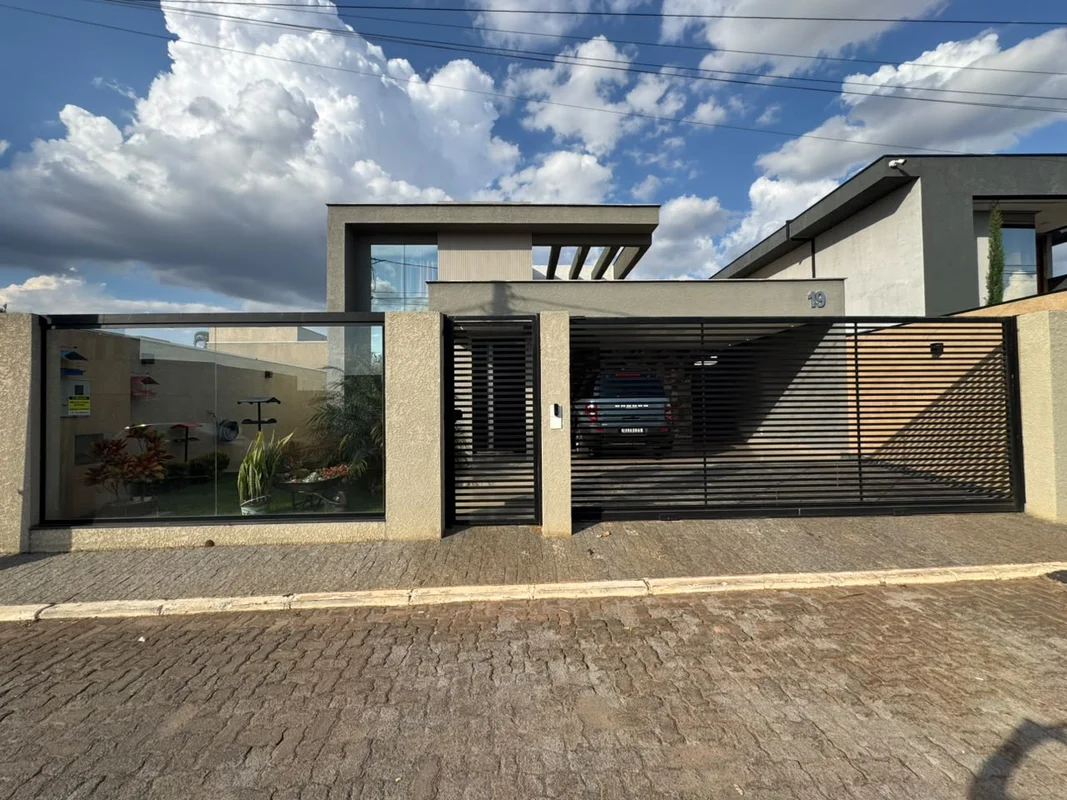 VENDO CASA MODERNA NA AVENIDA ALAMEDA DOS IPÊS – PONTE ALTA NORTEExcelente casa ...
