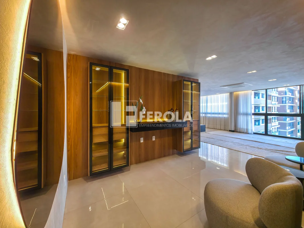 **COBERTURA LINEAR EXCLUSIVA | 377 M² | 4 SUÍTES | PISCINA E SAUNA PRIVATIVAS**E...