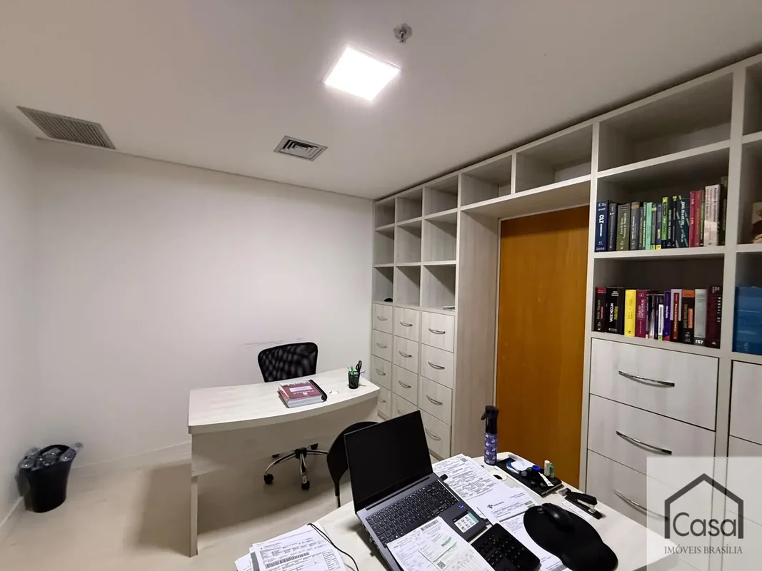 CASA IMÓVEIS VENDE - SALA COMERCIAL NO CENTRO EMPRESARIAL PARQUE BRASÍLIA: - Sal...