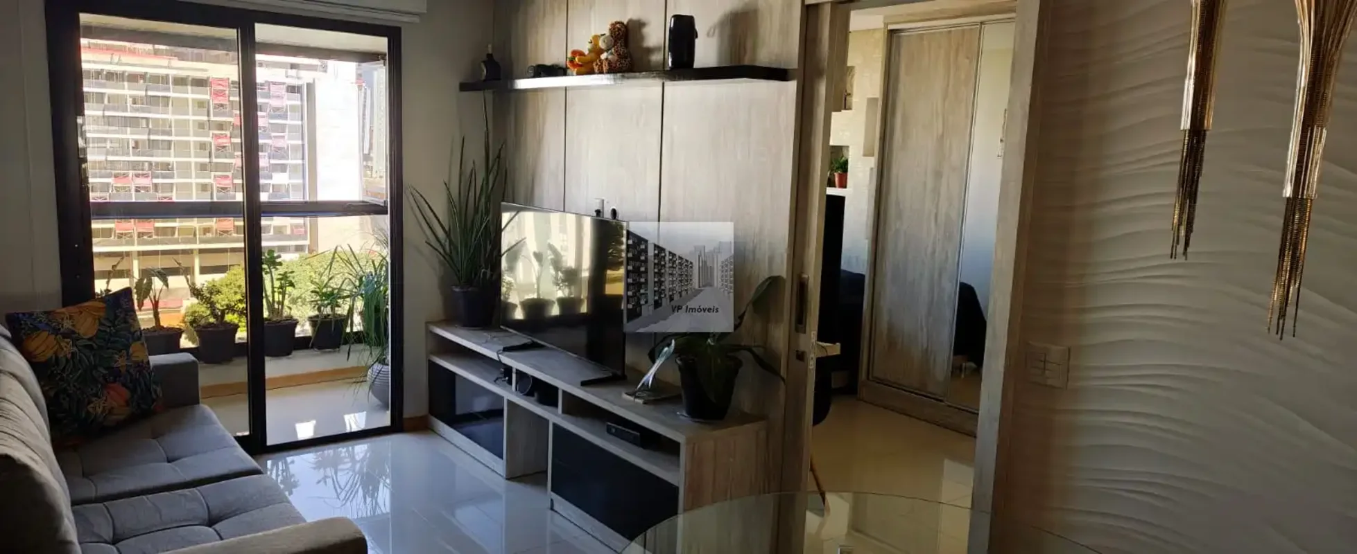 Descubra um apartamento duplex, nascente, em andar alto e localizado próximo a e...
