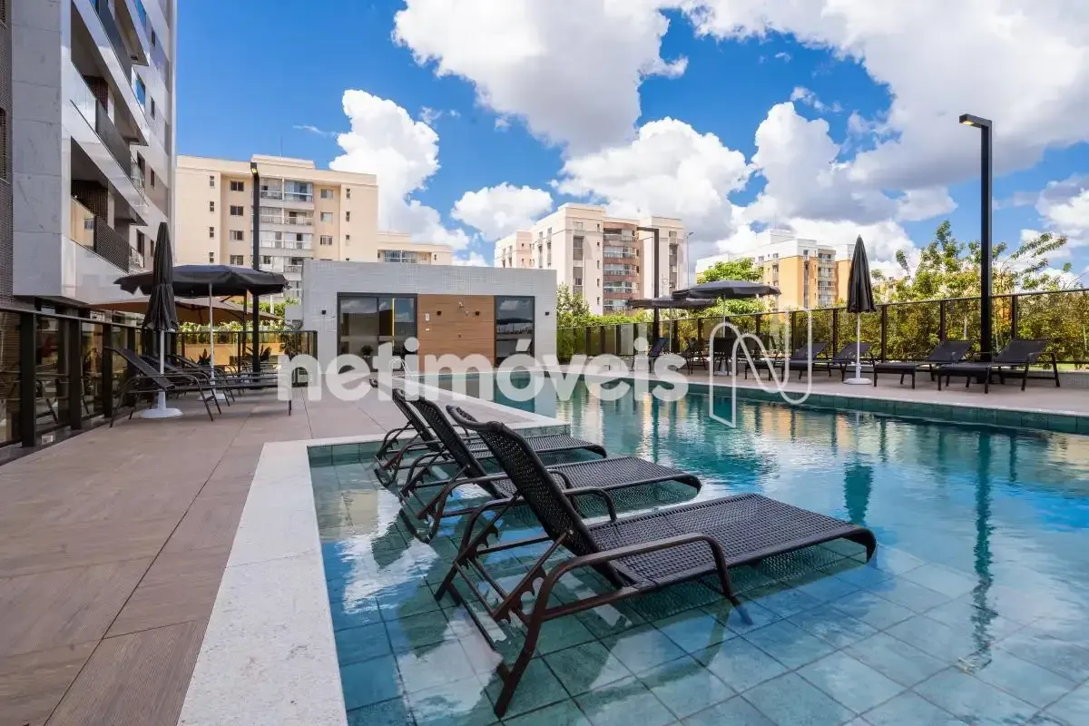 Apartamento Impecável e Novo: 3 Quartos com Varanda e Vista Nascente Se você bus...