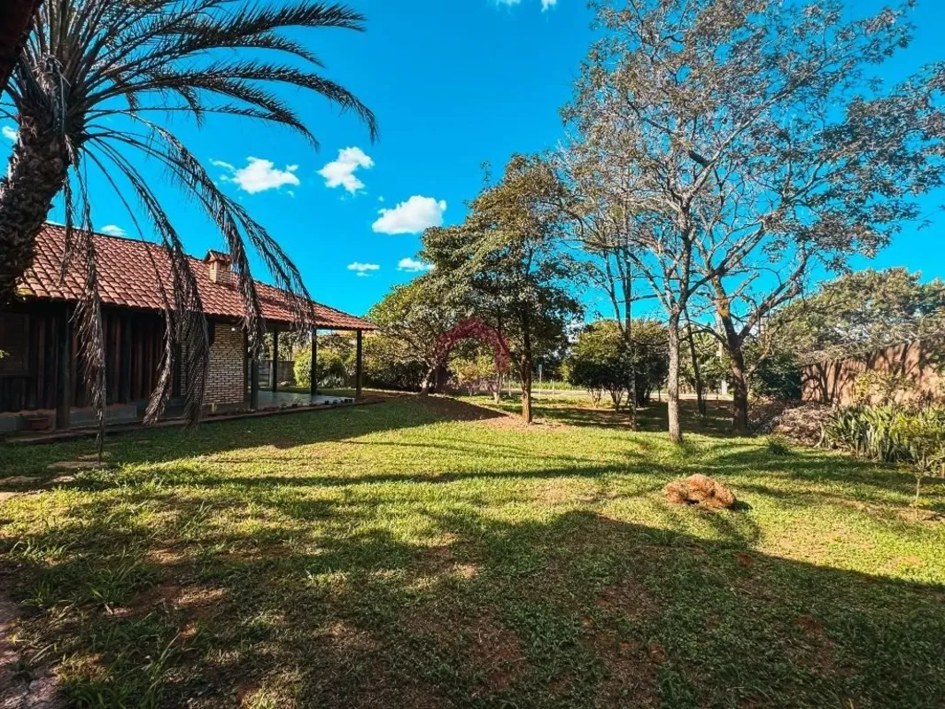  Fernandes & Coelho Imóveis vende excelente lote de 350m² no Condomínio Privê Mo...