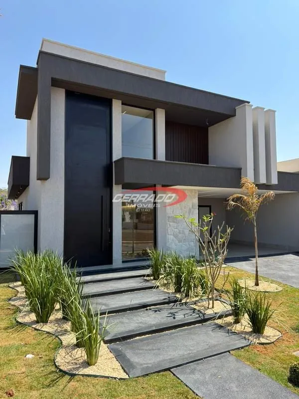 Casa com 3 quartos, todos com suítes. Suíte do casal com espaço planejado para c...