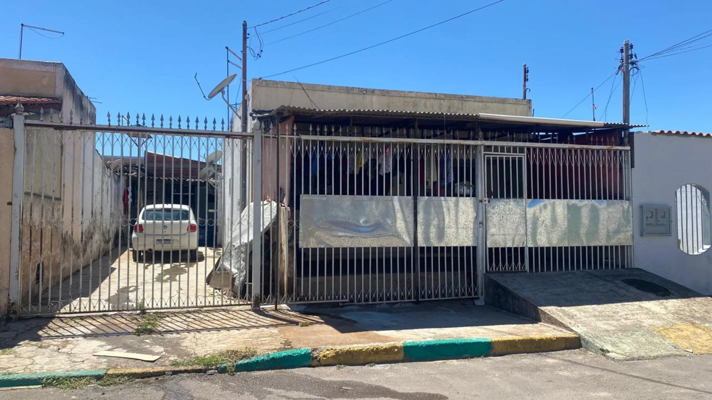 * - Conheça uma excelente oportunidade de morar ou investir na QNN 25 Conjunto C...