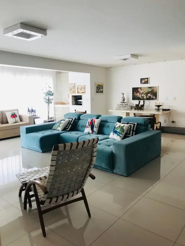 Lindo Apto  130m2 – 3 suites Jd. Goias – Parque Flamboyant grande varanda c/ chu...