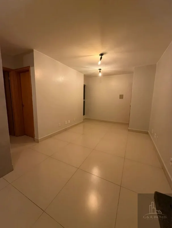 *APARTAMENTO 2 QUARTOS TODO REFORMADO À VENDA*Apartamento com *45 m²*, totalment...