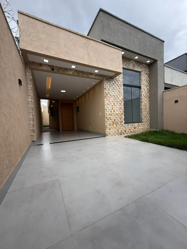 Casa para venda no Bairro Cardoso em Aparecida de Goiânia, casa com uma excelent...
