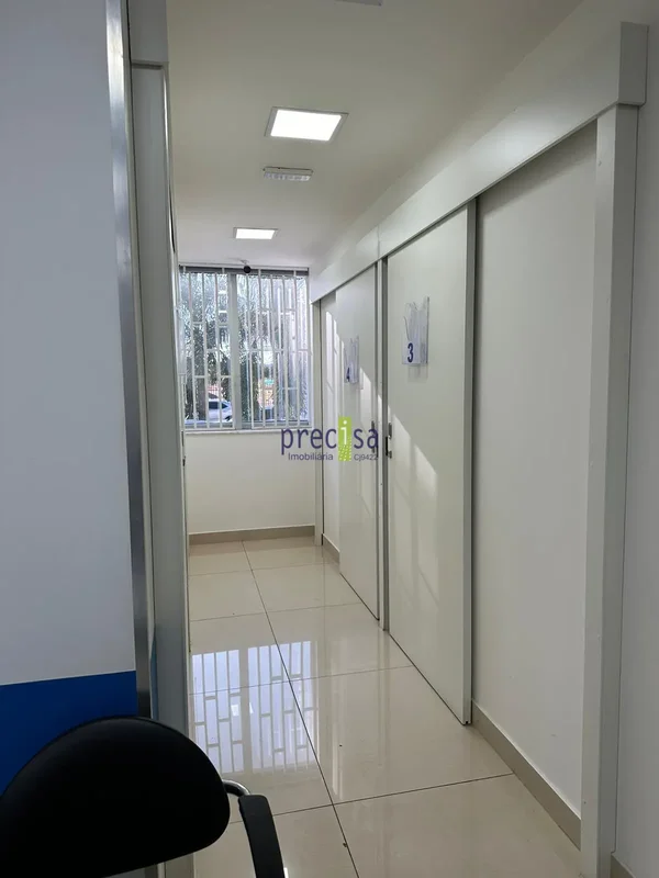 Estamos com duas excelentes Salas comerciais no Edifício Biocenter-Asa Sul. O ed...