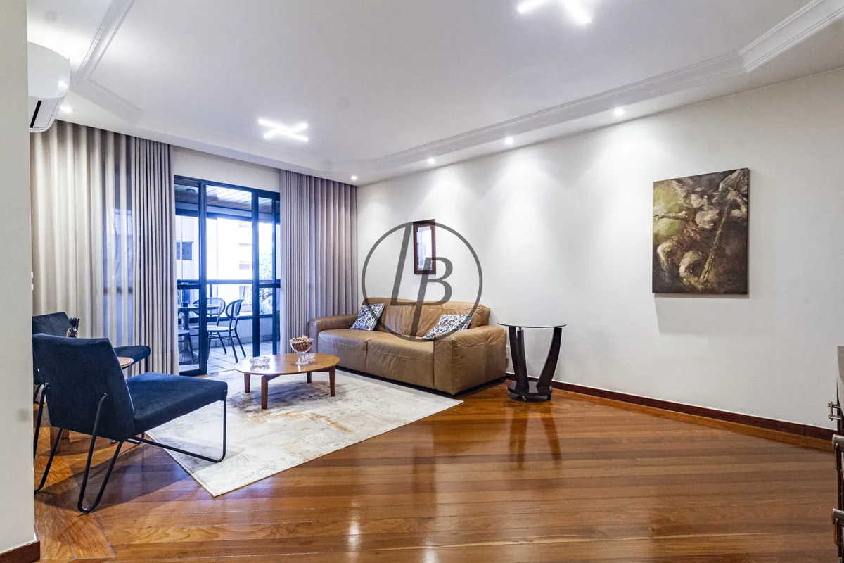 Descubra um apartamento aconchegante e sofisticado na excelente localização da S...