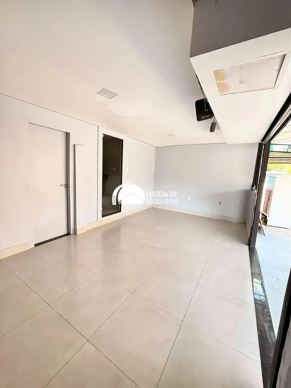 Elizeu DF Imobiliária aluga loja na QI 3 do Guará I, composta por:OPORTUNIDADE I...